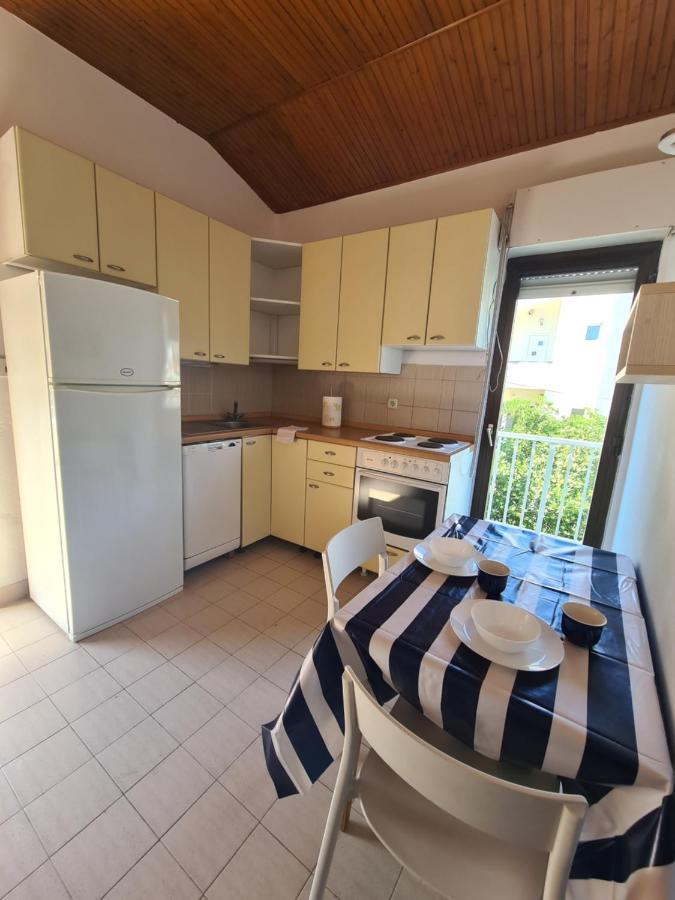 Blue Lagoon Studio Apartments เคล็ค ภายนอก รูปภาพ
